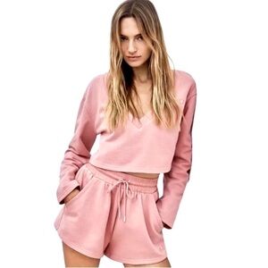⭐ NEW ⭐ For Love & Lemons Morgan Cropped Sweatshirt Top in pink (size S)